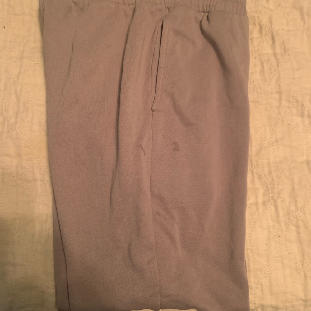 H&M joggers with pockets in Mauve